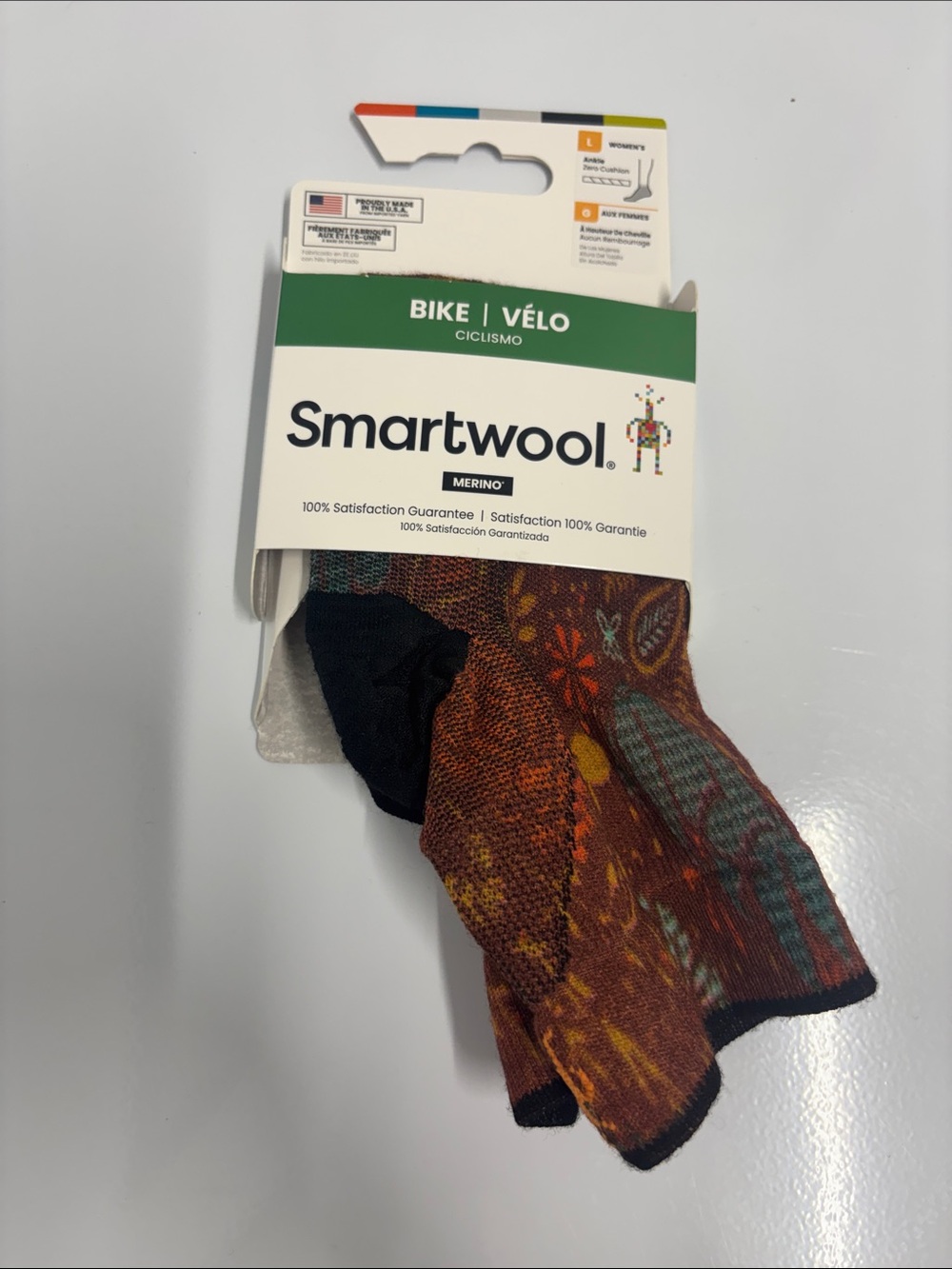 Smartwool women’s Merino Athletic Socks - Rust Multi Pattern size Large NWT